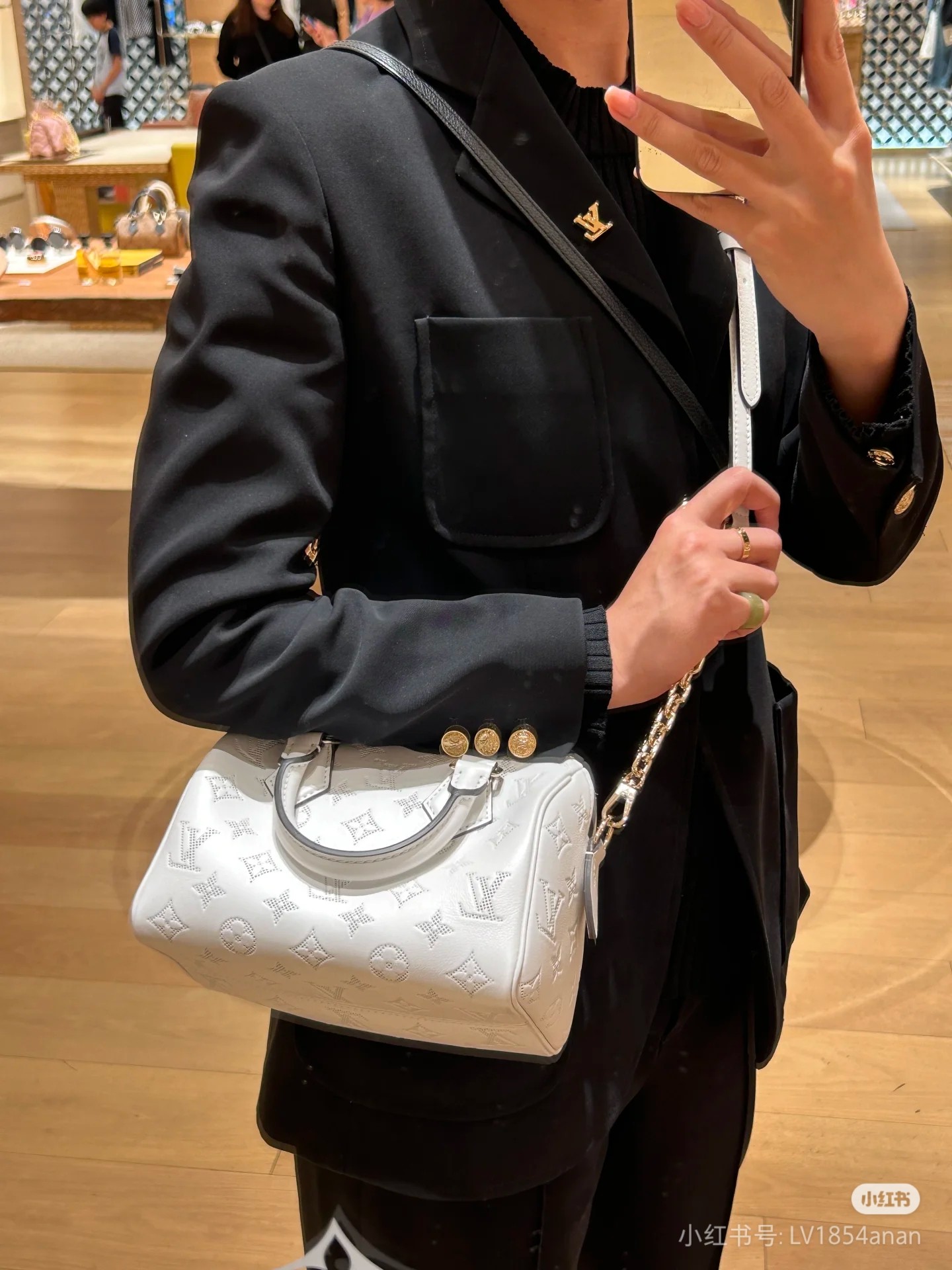 2025224M11276224313216