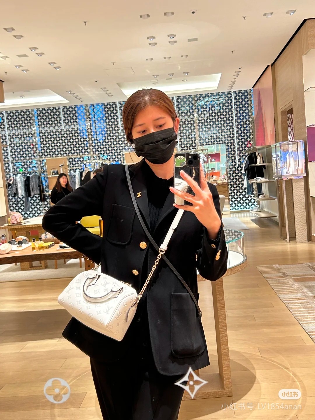 2025224M11276224313279