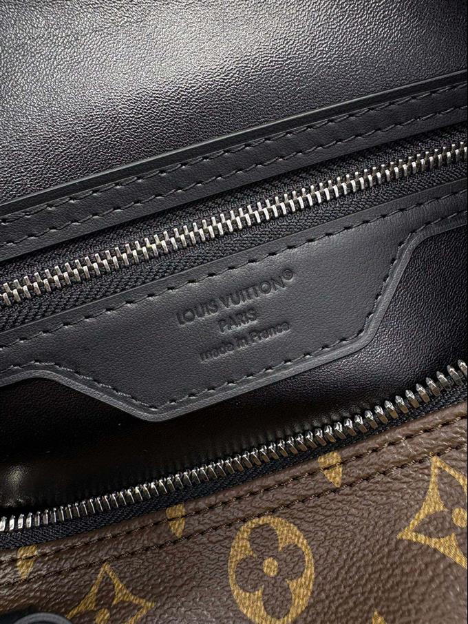 2025224M1224312104124