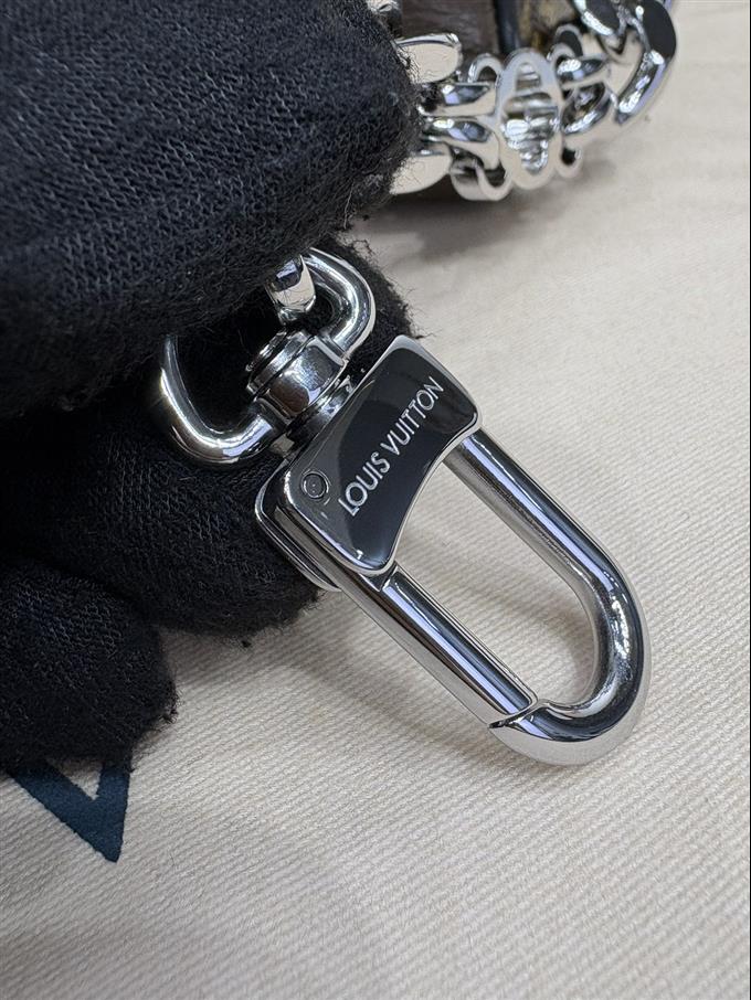 2025224M1224312104265