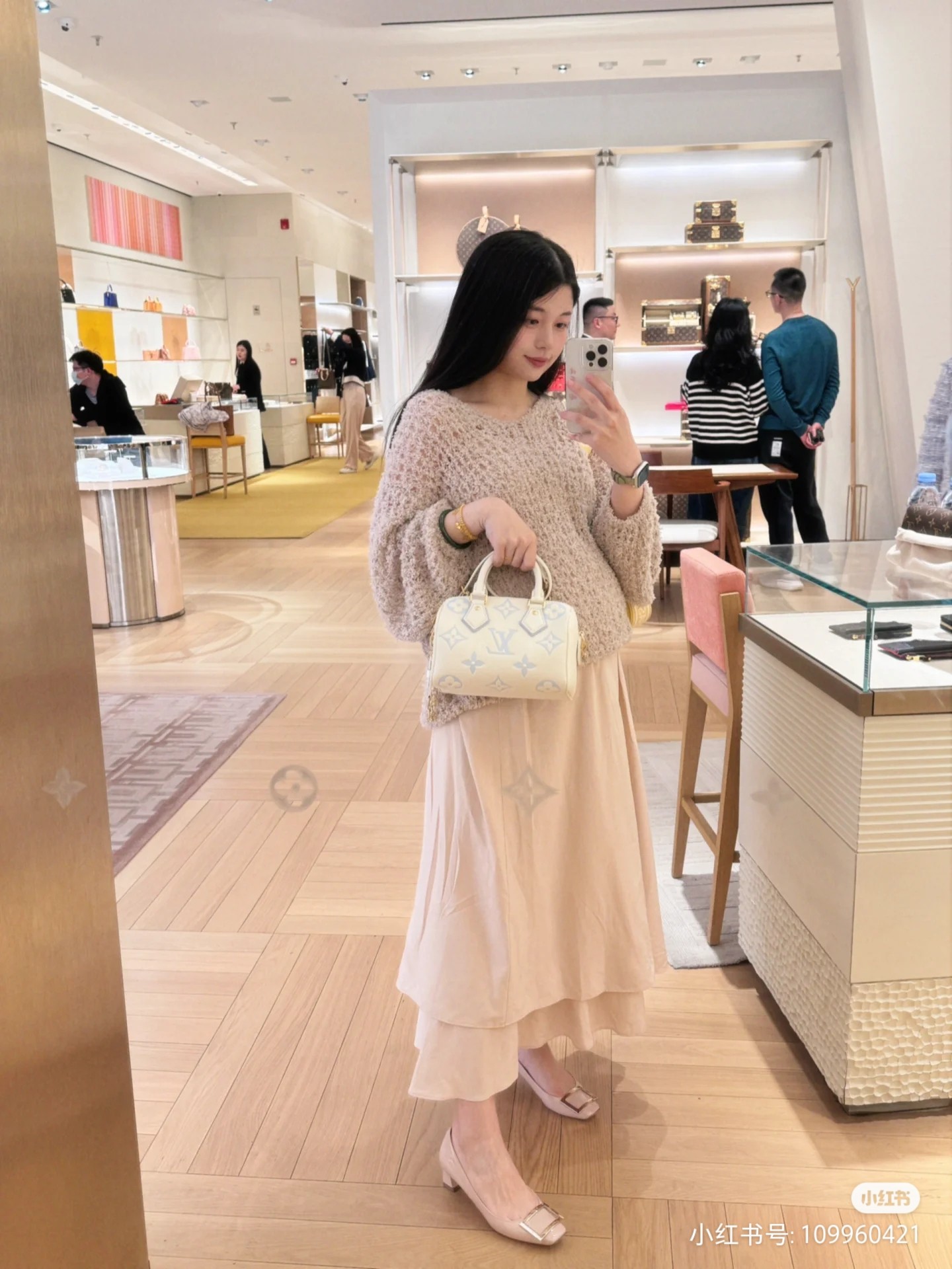 2025224M4688322172786