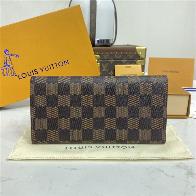 2025224N4162510416165