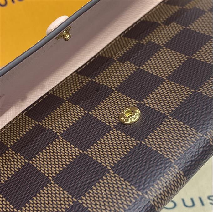 2025224N4162510416366