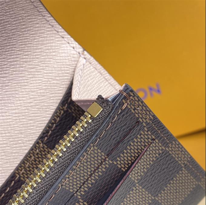 2025224N4162510416664