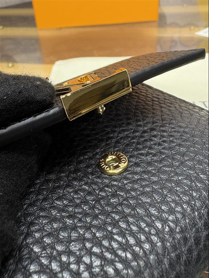 2025224M68587104717561