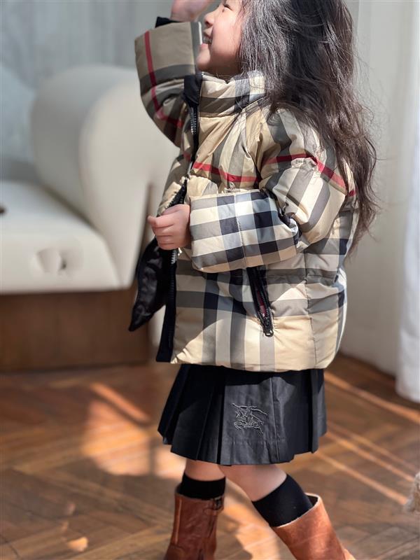 2024322113127897330360