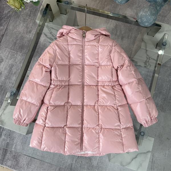 2024322133531405370400