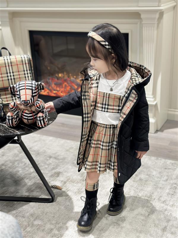 2024322111756756240260