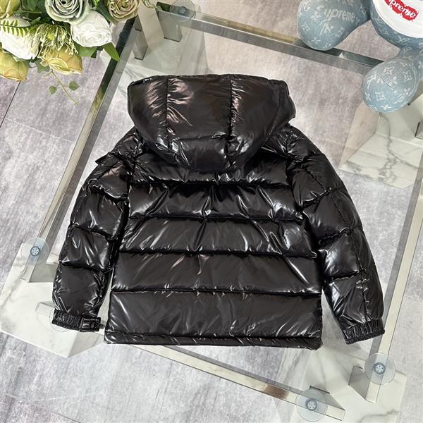 2024322133430406390430